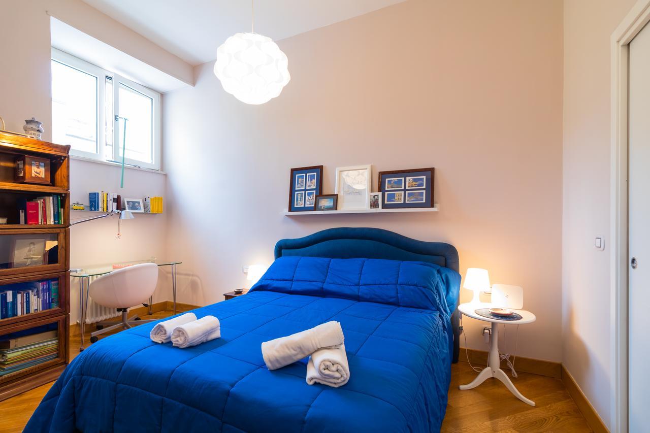 Elegant Flat At Municipio By Napoliapartments Exterior photo
